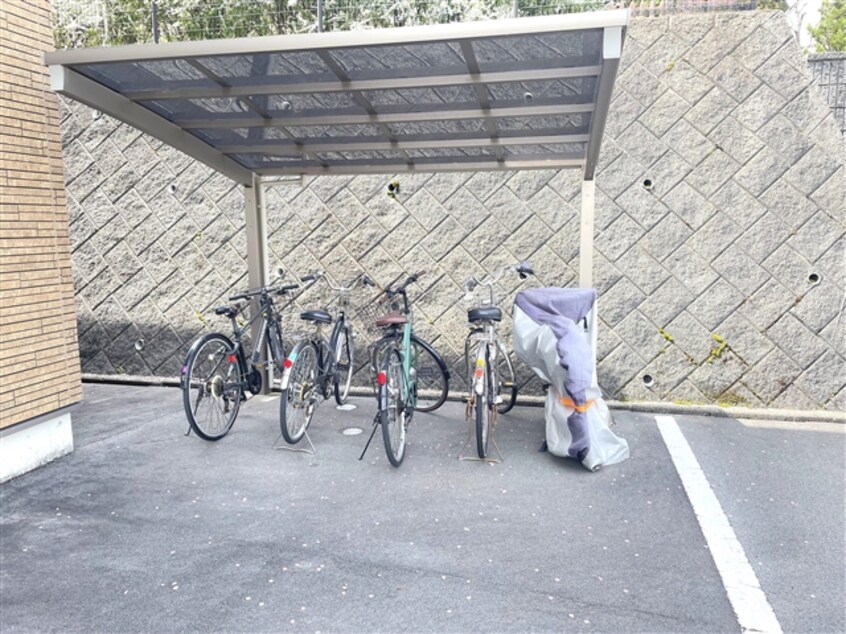 駐輪場 コーポN