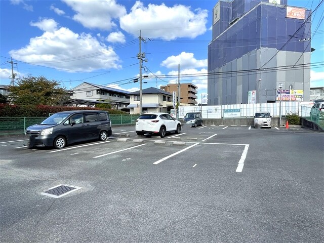 駐車場 ラポールこうのす