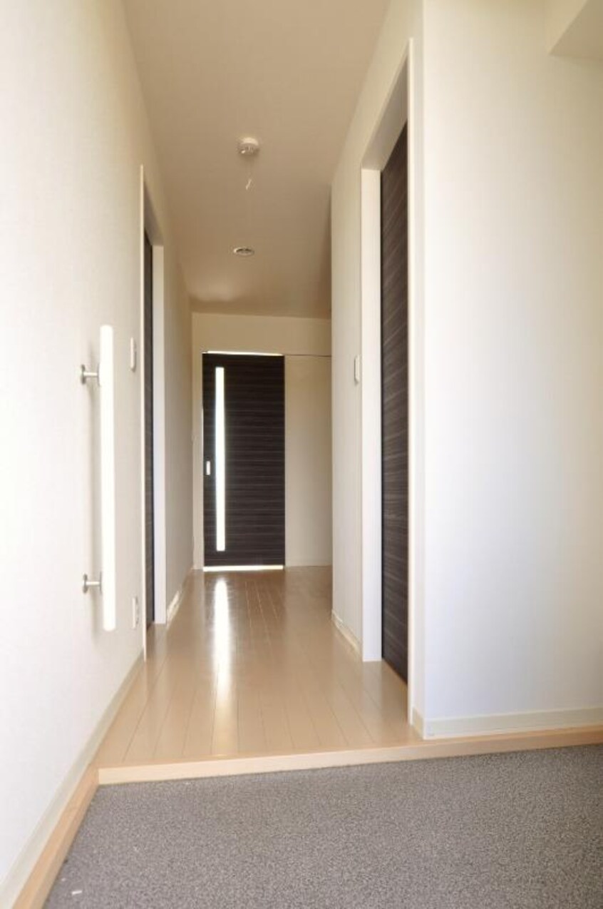 玄関 カーサ・ア・コルテ I棟