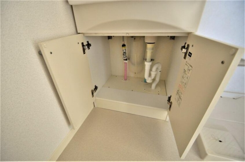 洗面台下収納 カーサ・ア・コルテ I棟