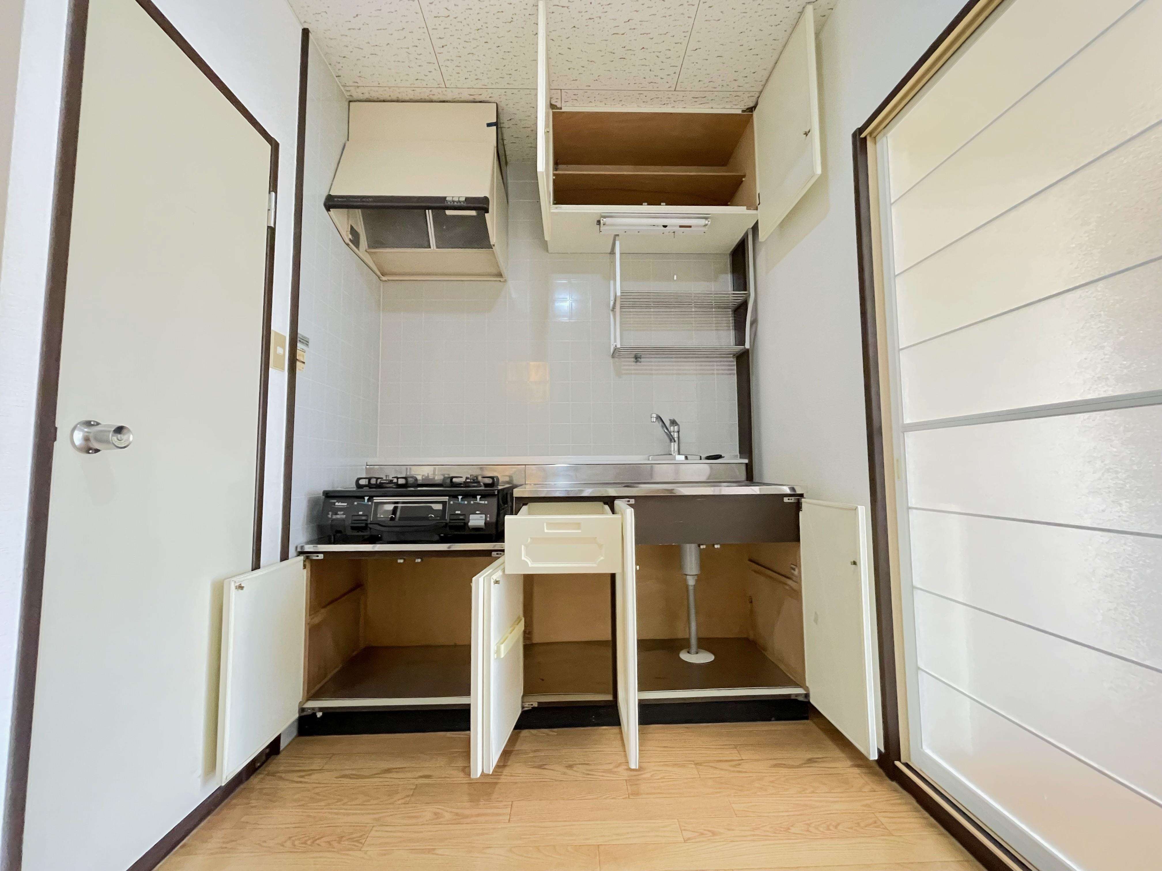 キッチン上部収納 スチューデントハウス