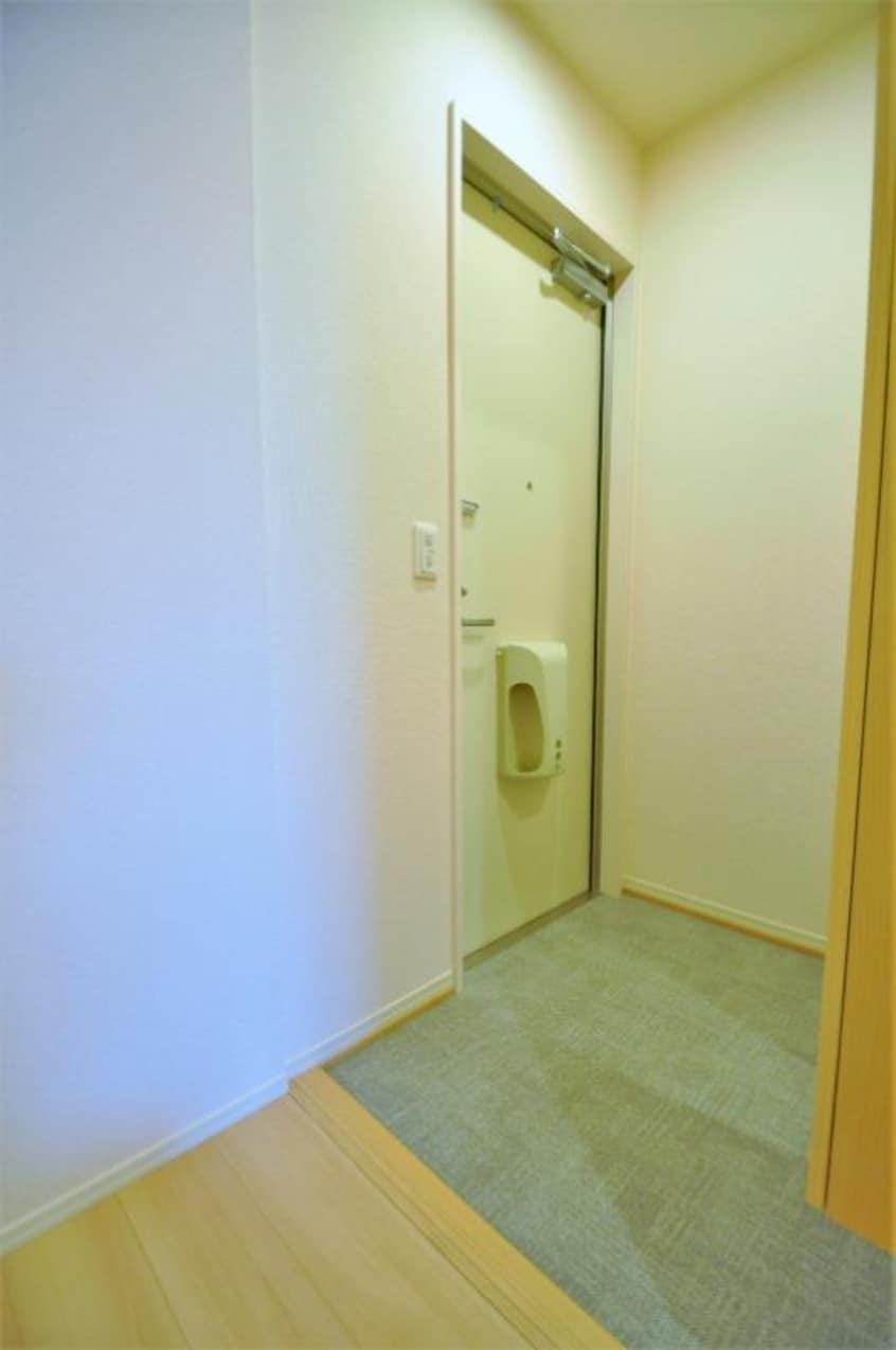 玄関 D-room花梨　D棟