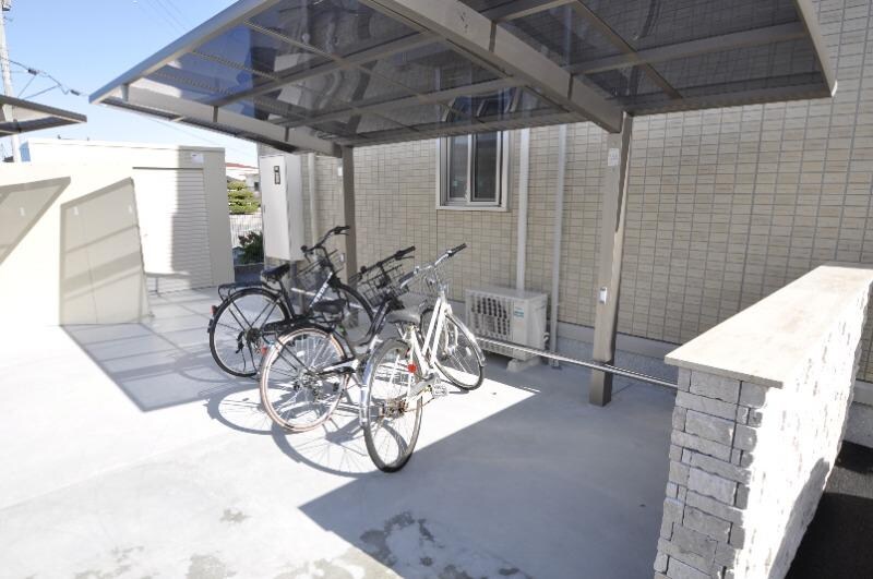 駐輪場 グラン　シャルールK