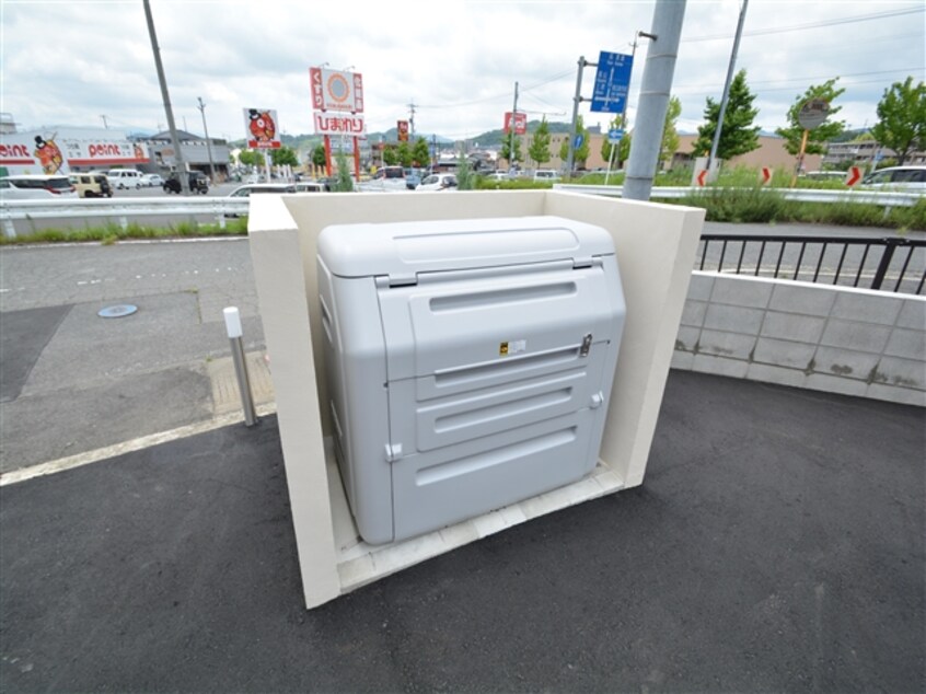 ゴミステーション シャレーコーセイ四番館