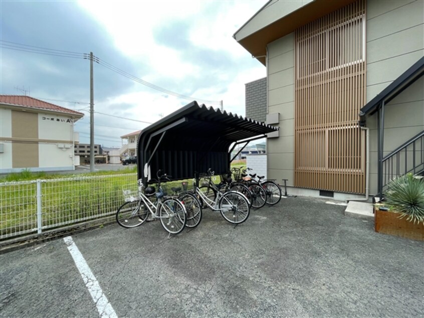 駐輪場 ELCAMINO