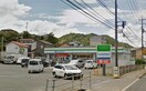 ファミリーマート 東広島八本松店(コンビニ)まで483m フローレスSA　A棟