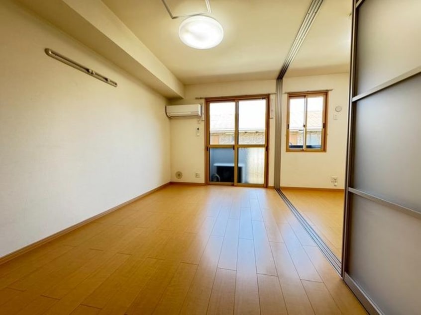 リビング クレールレセンテＢ