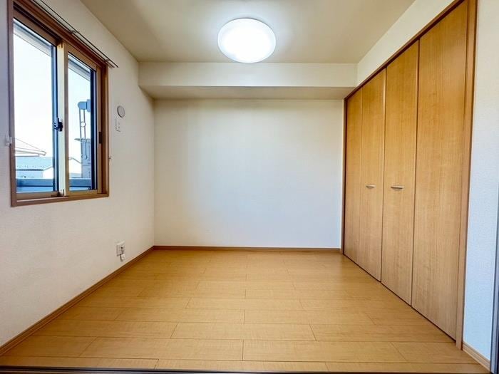 居室 クレールレセンテＢ