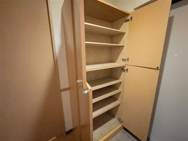 シューズボックス エスポワール鏡山
