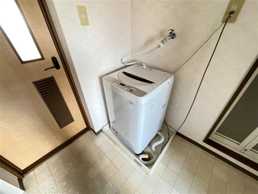 洗濯機置場 マンションリュウI
