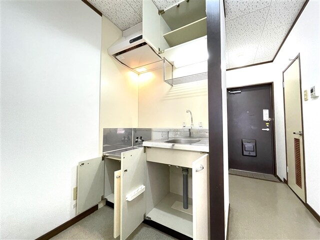 キッチン収納 コモド西条