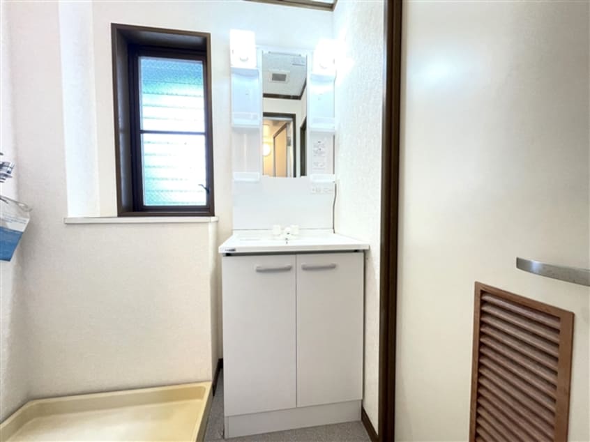 独立洗面台 コモド西条