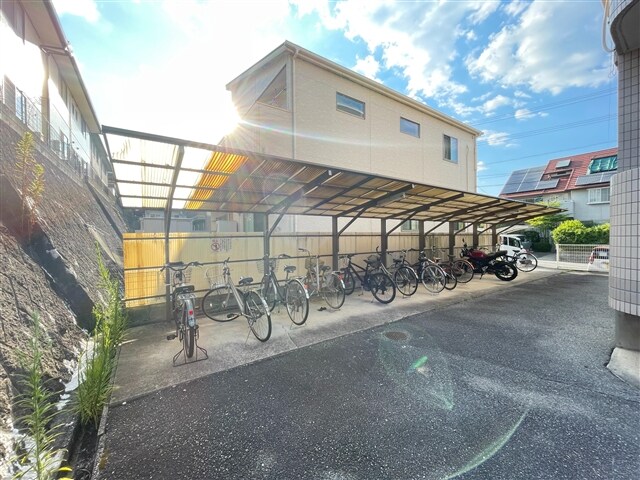 駐輪場 オリエンタルマンション