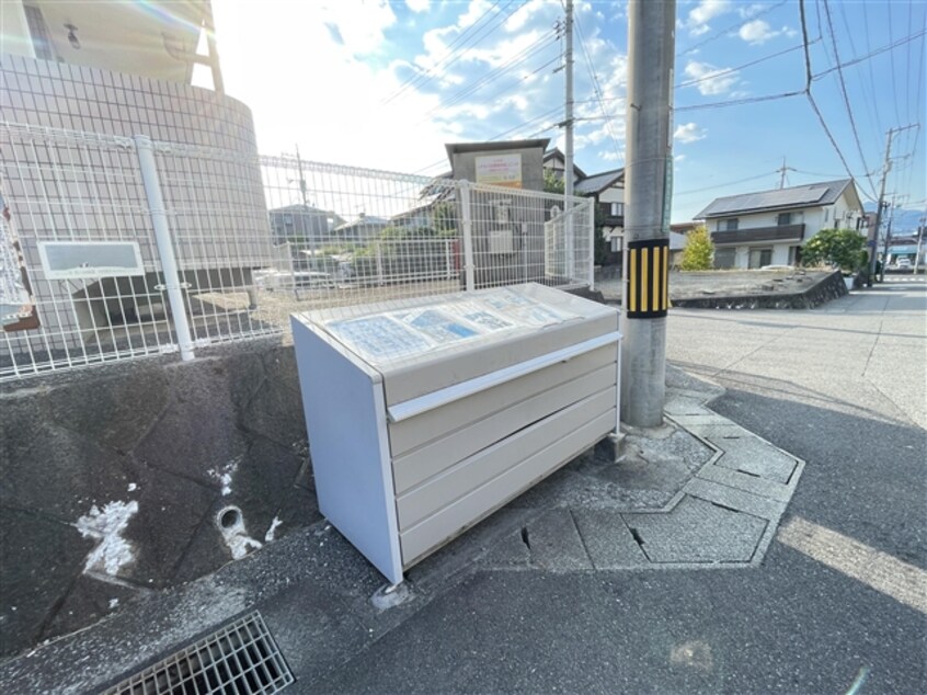 ごみステーション オリエンタルマンション