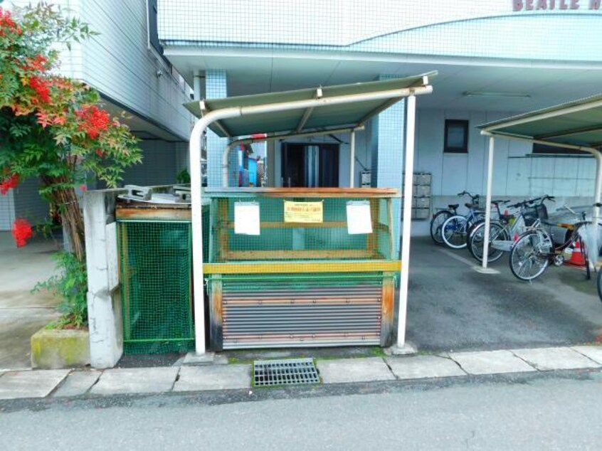 敷地内ごみ置き場 奥羽本線・山形線/山形駅 徒歩10分 1階 築29年