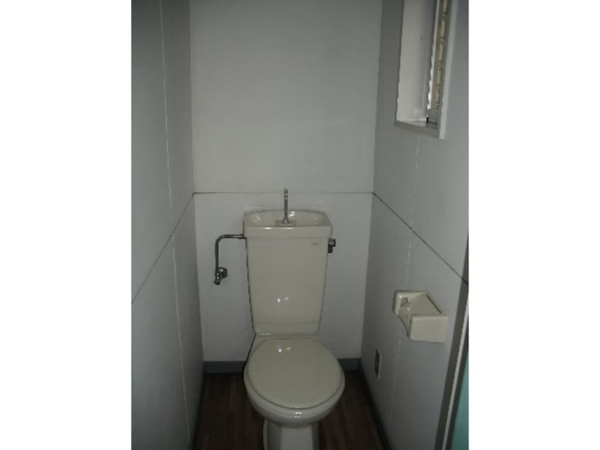  奥羽本線・山形線/山形駅 徒歩15分 2階 築41年