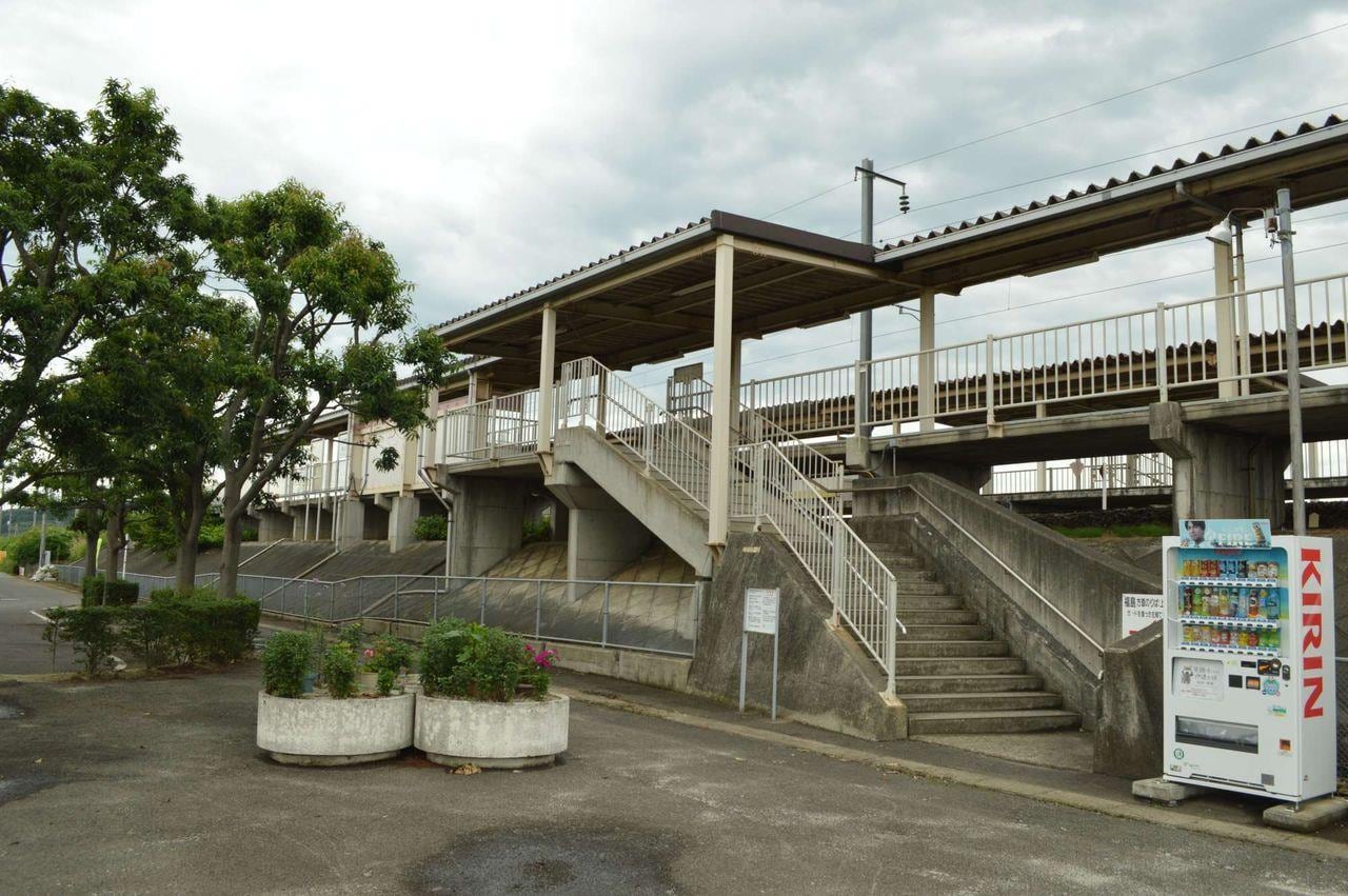 瀬上駅まで517m サクシード金子