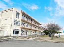 福島市立湯野小学校(小学校)まで606m ピーチハイツＢ（湯野）