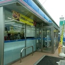 ローソン福島瀬上町店(コンビニ)まで814m サンハイツ（伊達）