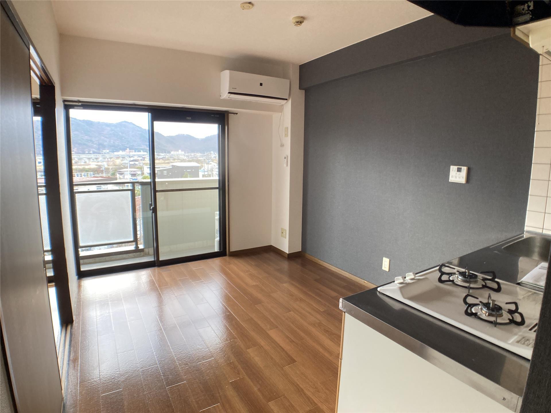  グランエメロード