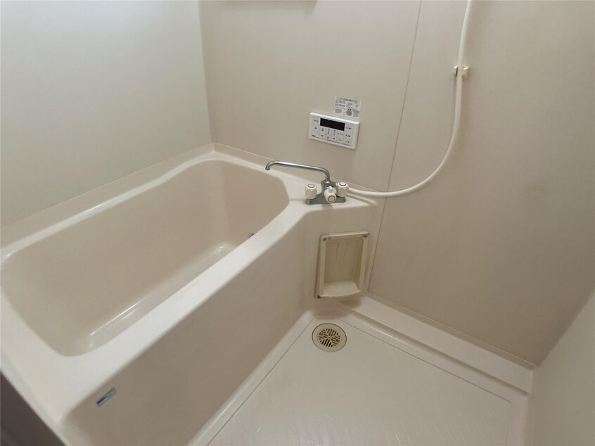  エレガンス赤橋