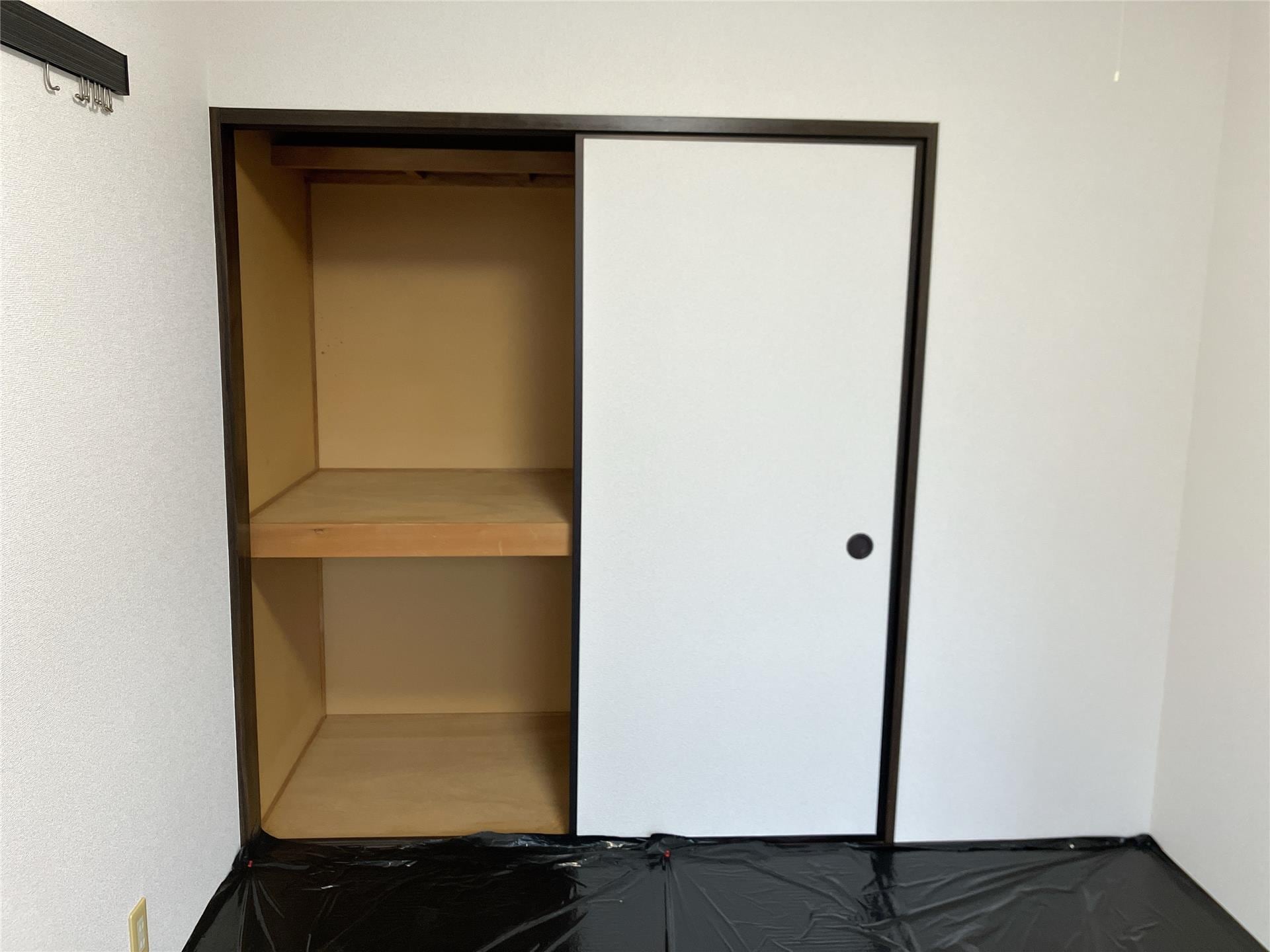  エレガンス赤橋