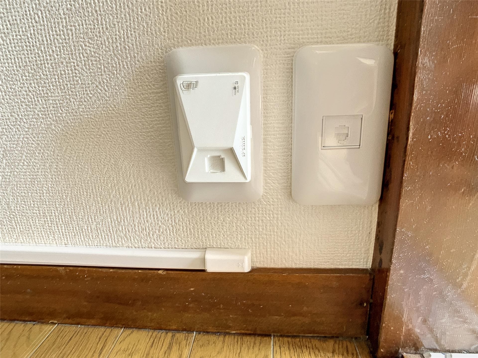  エッセンシャル岡部