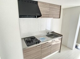 室内写真は102のものです。