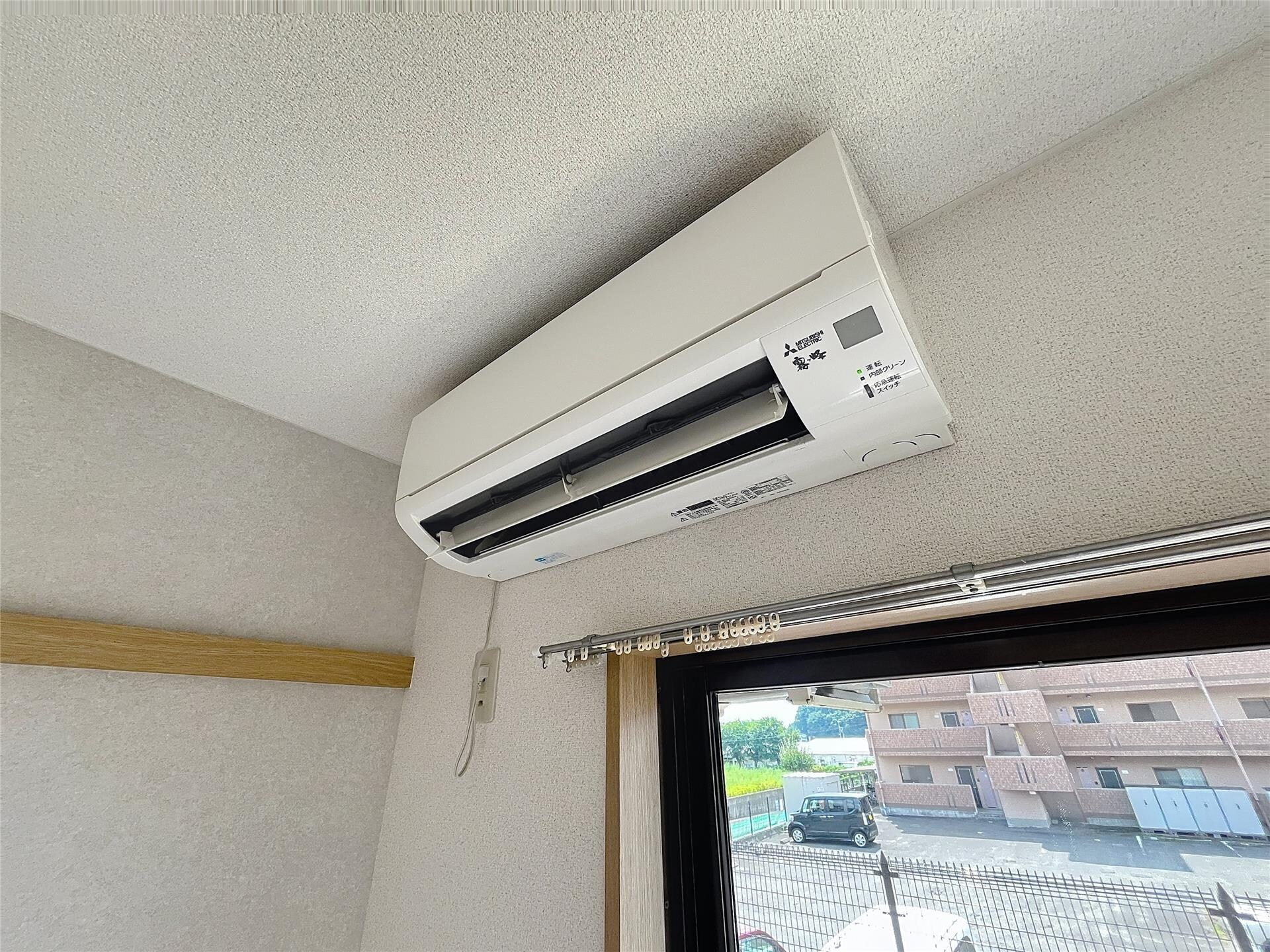  リバーサイド月崎B