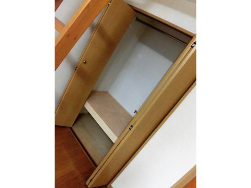  ロイヤルキャビン