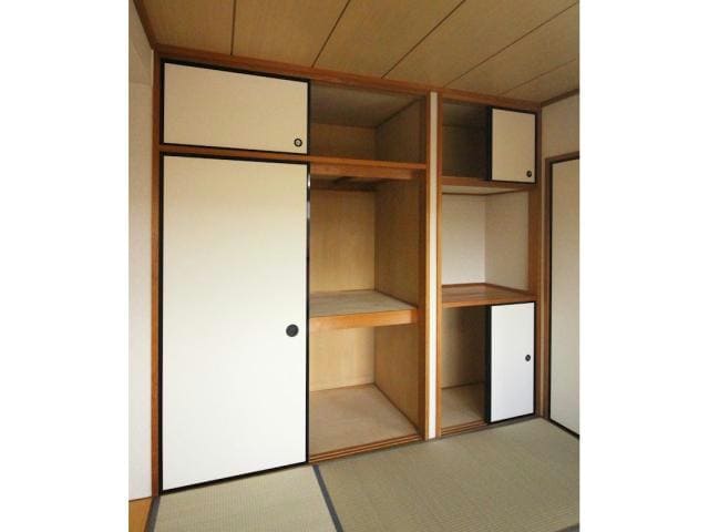  コーナスガーデンＡ・Ｂ