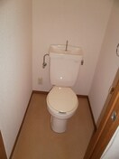 トイレ ロイヤルプラザ米山B