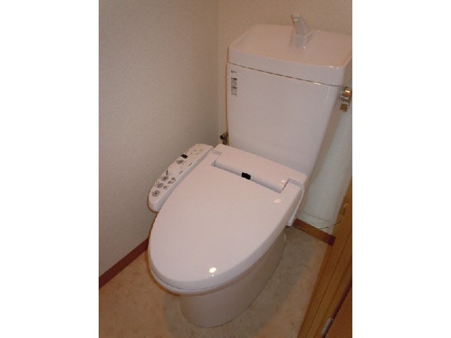 トイレ 日本大学三島学生寮　徳倉