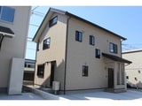 なめり戸建て