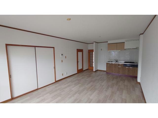  メゾンホワイトウィング