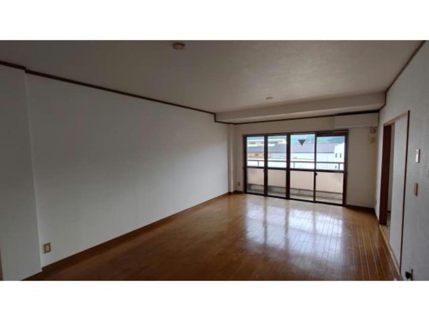  メゾンホワイトウィング