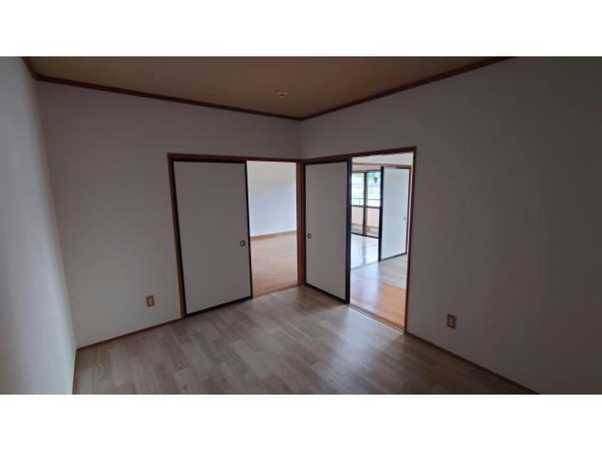  メゾンホワイトウィング