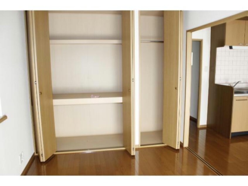  ロイヤルプラザ渡辺