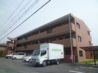 イーストコート