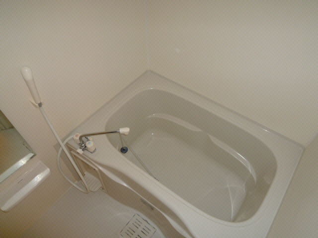 風呂 ラコリンヌ　ダボンドンス