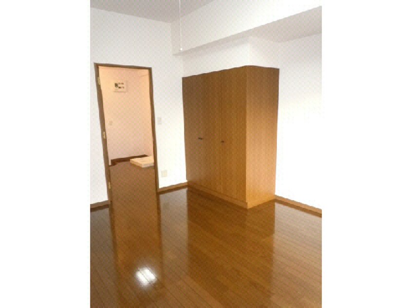 洋室 小坂マンション