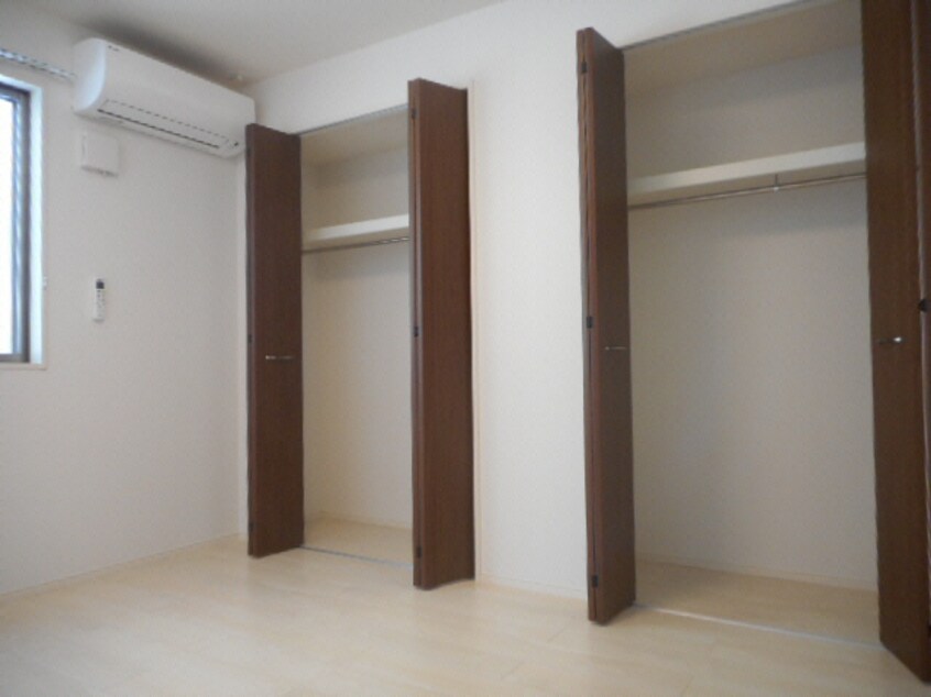 洋室 パールブライト