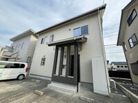 なめり戸建