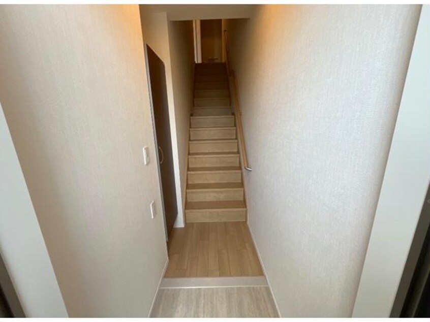  メゾン・ココ岩波