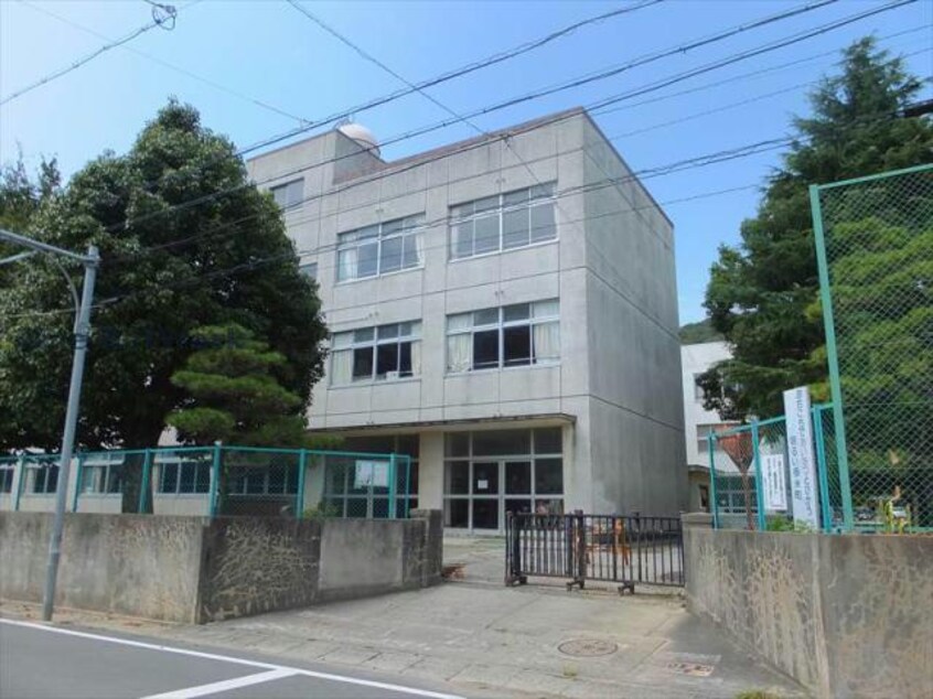 豊橋市立多米小学校(小学校)まで344m ハイツ多米Ⅱ番館