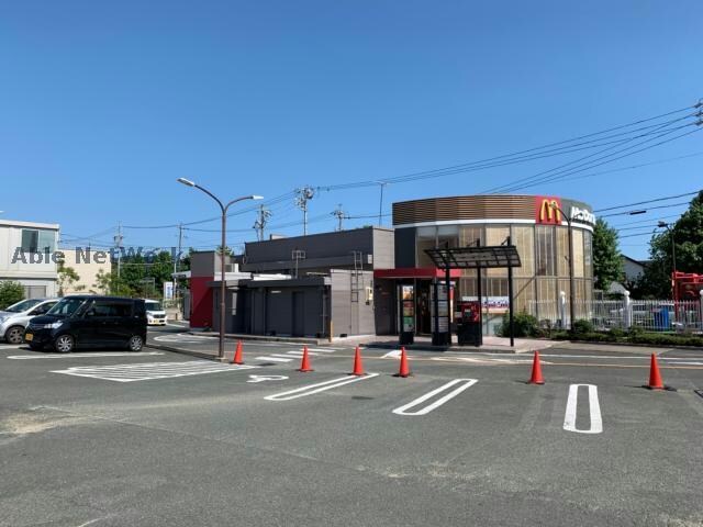 マクドナルド1号線殿田橋店(その他飲食（ファミレスなど）)まで702m パークサイド・ウィル