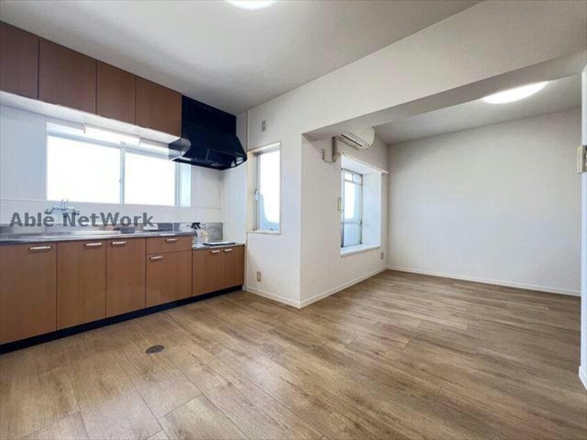  ハイツサンスカイ