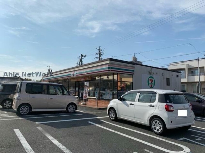 セブンイレブン豊橋三本木町店(コンビニ)まで368m エクセレンス曙