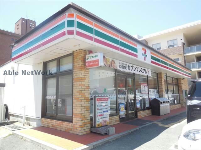 セブンイレブン豊橋白河町店(コンビニ)まで319m ユトリロ八通