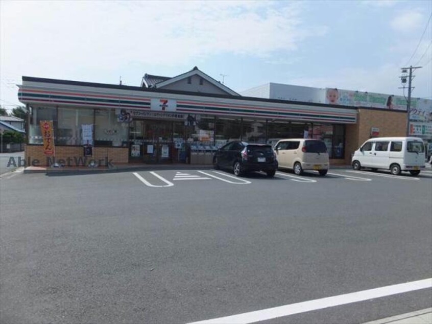 セブンイレブン豊橋西岩田6丁目店(コンビニ)まで717m サープラスエス